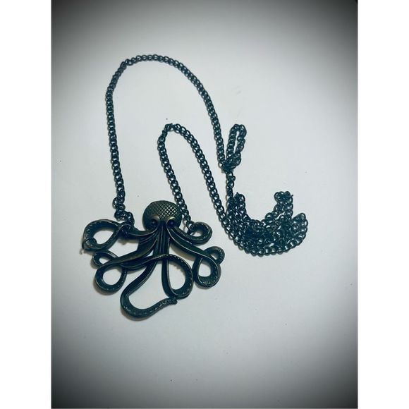 Pretty LARGE BROWN BOHO OCTOPUS NECKLACE - Picture 2 of 6